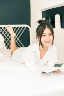 乌鸦小姐与蜥蜴先生手机